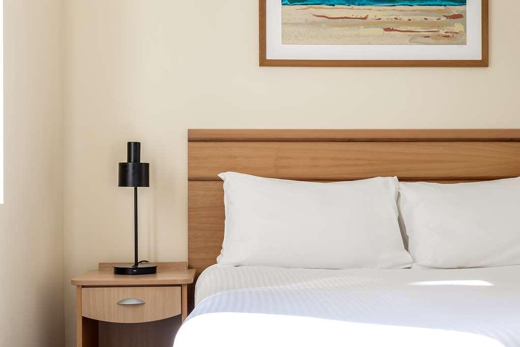 Oaks The Entrance Waterfront Suites Pokoj fotografie